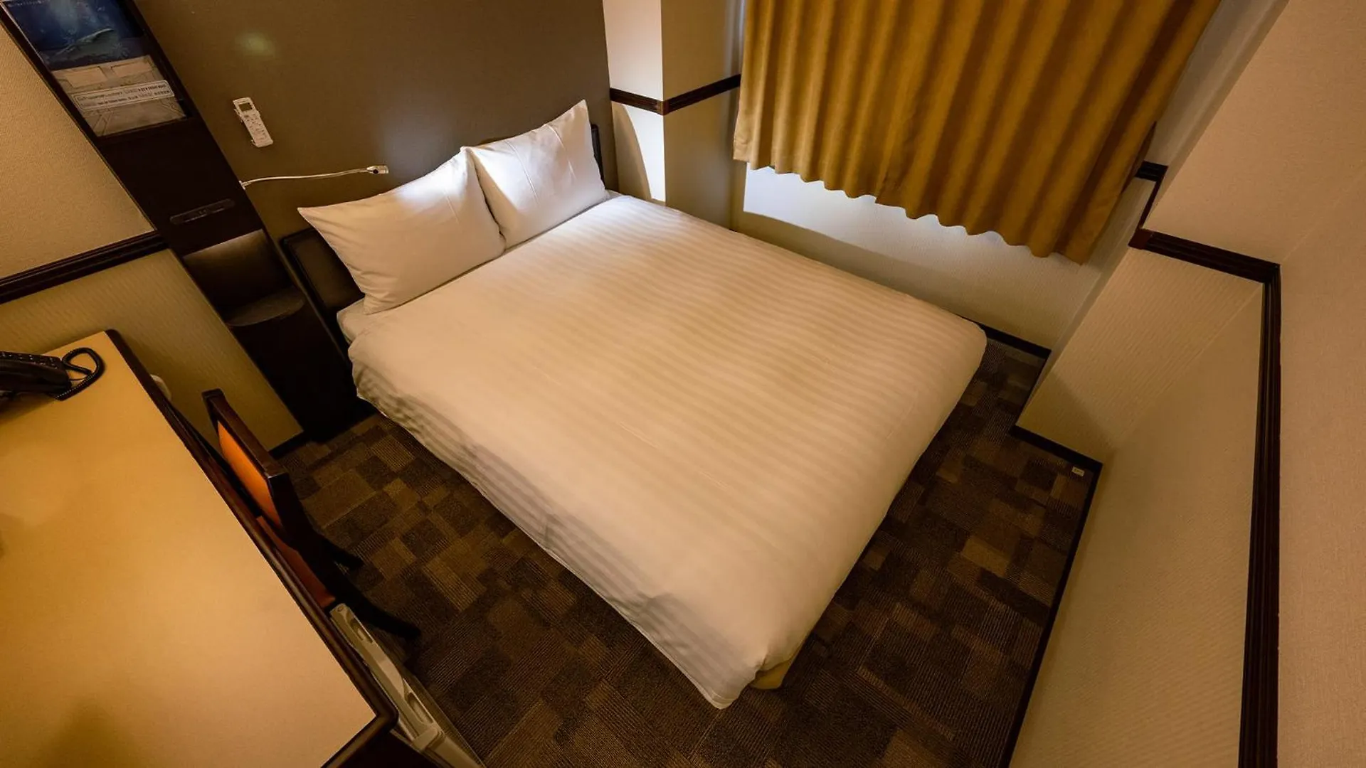 Toyoko Inn Shin-osaka Higashi-mikuni Ekimae 3*, Ōsaka